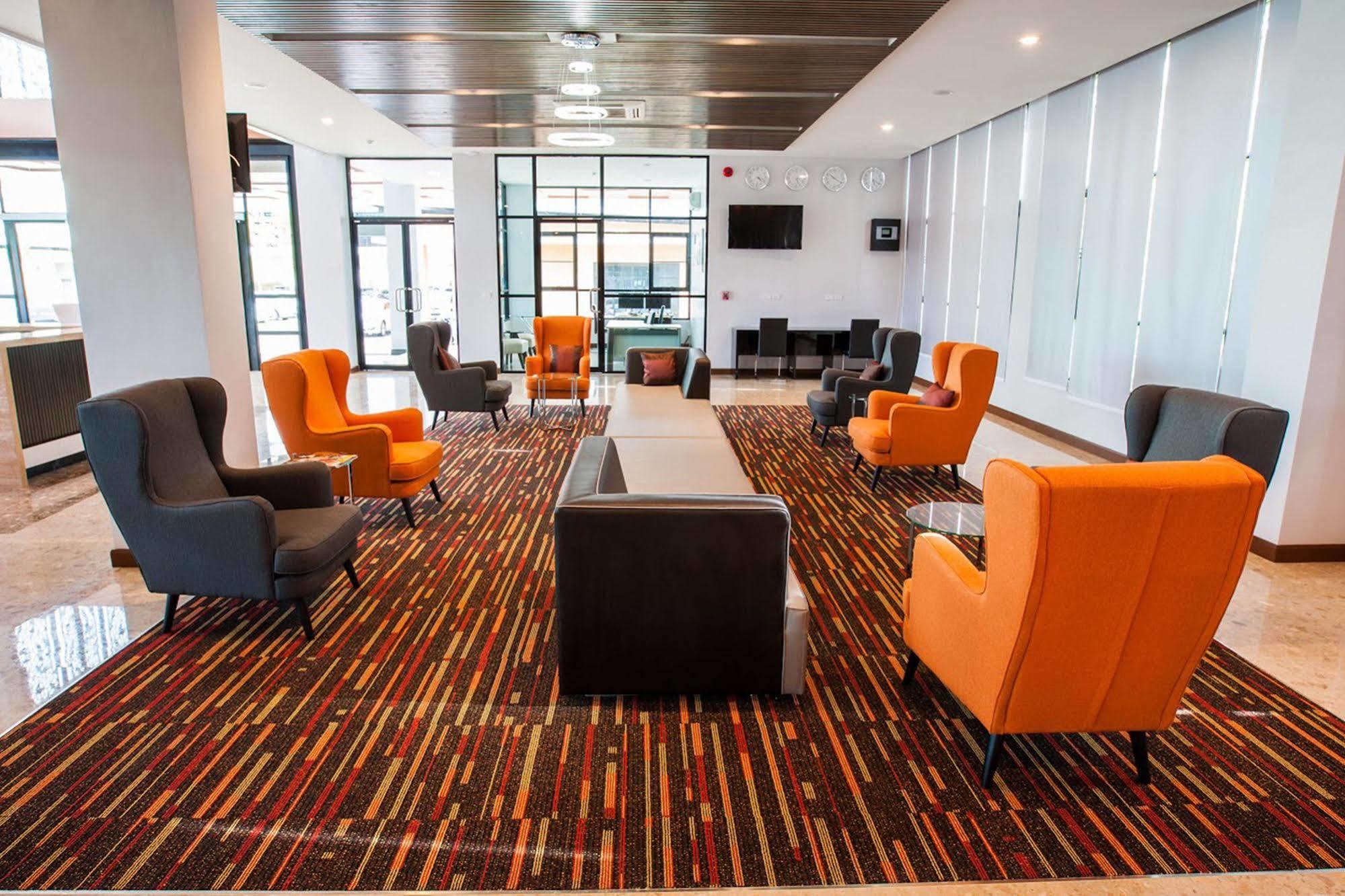 Hotel Ac Sportcenter à Hat Yai Extérieur photo